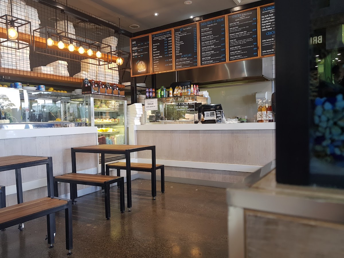 Brimbank Jeremy's Ocean Boat Fish N Chips